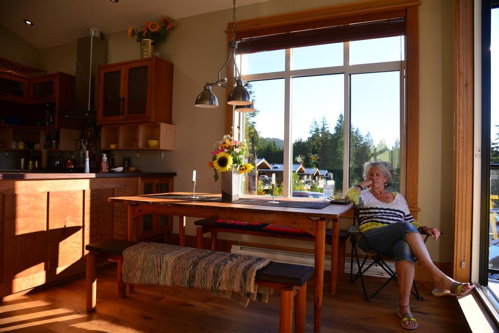 Bjørn Holm Villa Port Renfrew Eksteriør bilde